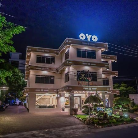 Halim Hotel Tanjung Pinang Exterior photo