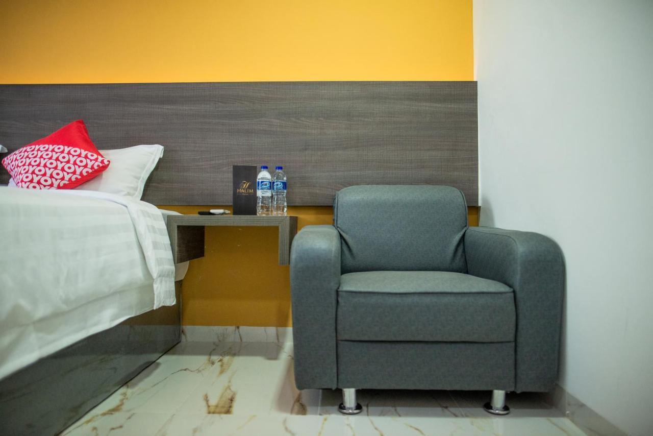 Halim Hotel Tanjung Pinang Exterior photo