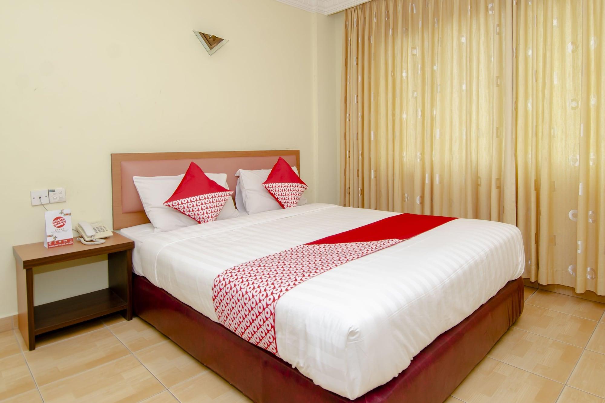 Halim Hotel Tanjung Pinang Exterior photo