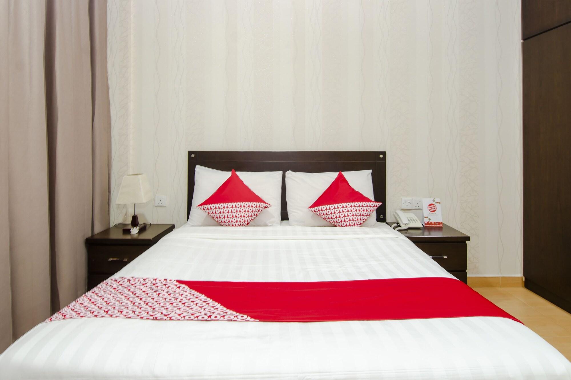 Halim Hotel Tanjung Pinang Exterior photo