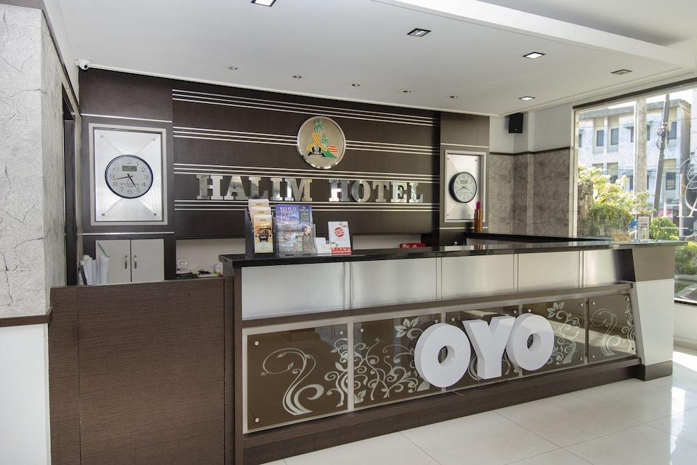 Halim Hotel Tanjung Pinang Exterior photo